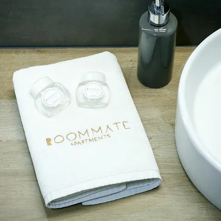 Roommate Cybernetyki 4.1 Apartament *